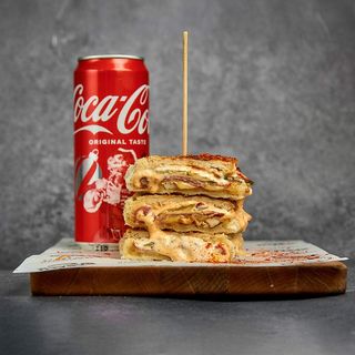 Specijal i Coca cola 0.33l