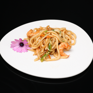 36.Fideos Udon ( vegetal)