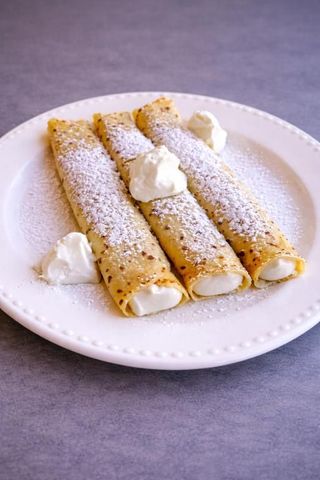 53. Palačinke sa slatkim sirom