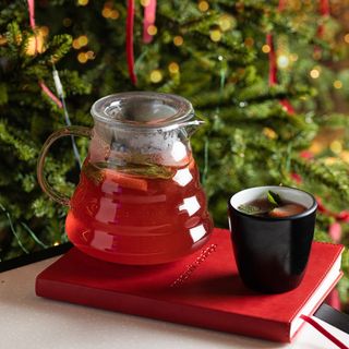 Чай клубничный с мятой