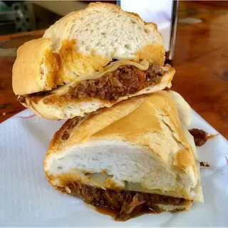 Bocadillo mechada