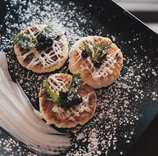 Сирники зі сметаною