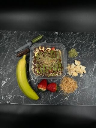 Orez cu lapte + fructe + toppings