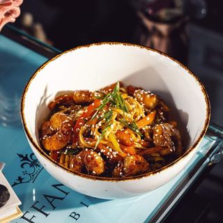 აზიური პასტა კრევეტებით