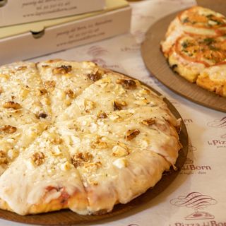 Pack Grupo Pizza (2 pizzas + 4 bebidas)