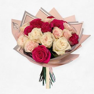 Buchet trandafiri roz mix