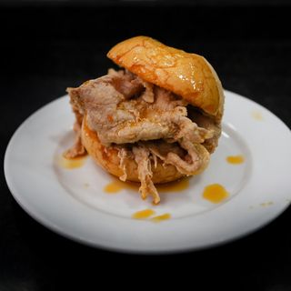 Bifana à Dom Peppone