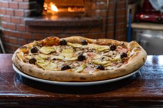 Pizza Quatro stagioni