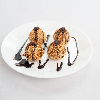 Chińskie kuleczki z sezamem