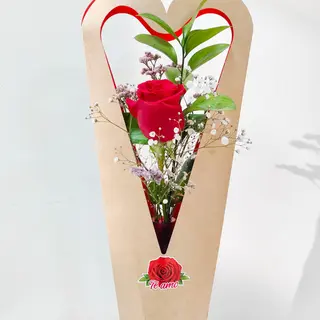 Rosa envoltorio corazón