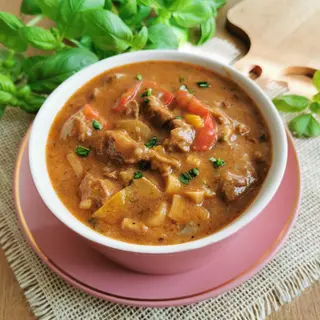 Zupa gulaszowa