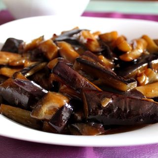 Berenjena China En Salsa