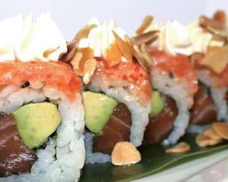 Uramaki Love Mandorle Roll