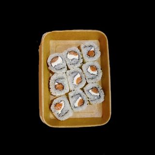 Rolo salmão  com queso crema