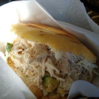 Arepa De Pollo