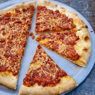 Pizza Bolognese