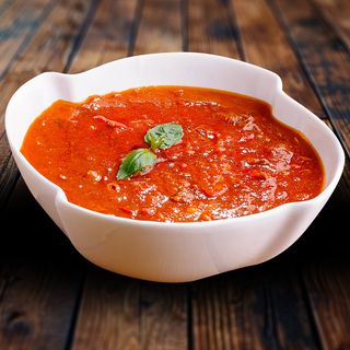 Supa cu carne de vita inabusita cu fasole si rosii  