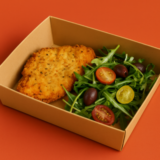 Pollo Palermitana con Rúcula, Datterino y Olivas Negras