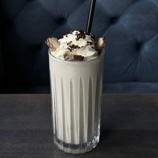 Молочний коктейль bounty (300мл)