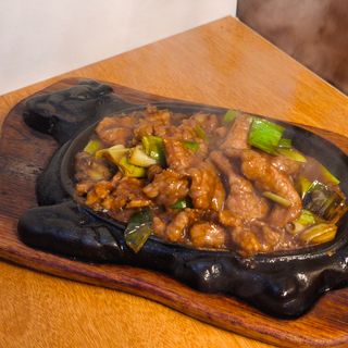 47. Ternera A La Plancha Estilo Pekin