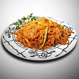 Spaghete de orez cu pui prajite