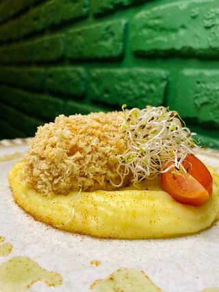 Котлета по-київськи з пюре (250г)