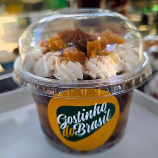 Bolo de pote Churros