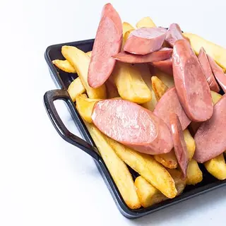  Salchipapa