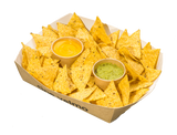 Nachos con Queso y Guacamole