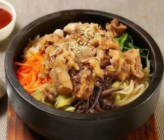 Riso coreano con manzo piccante