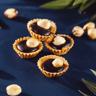 შოკოლადის ტარტი თხილით