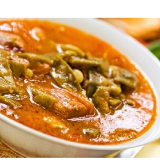 Зелен фасул с свинско