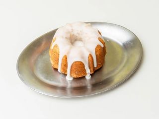Vegan Lemon Bundt Unidad