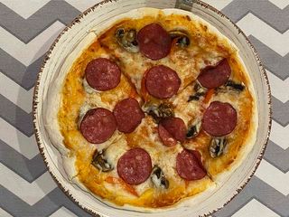 Піца пепероні міні (300г)