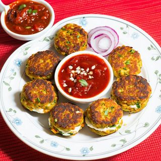 Veg Mozzarella Tikki (6 Pieces), (Chef's Special)