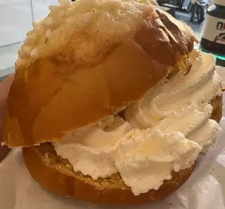 Briosce con panna