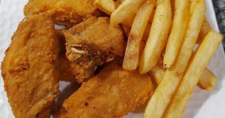 Tapa De Alitas De Pollo Con Papas