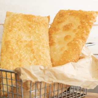 Pastel de Fiambre e Queijo