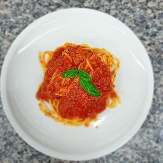 Spaghetti al pomodoro