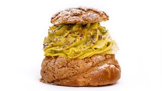 Choux fistic