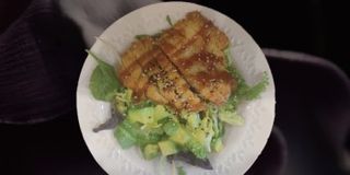 E1.Ensalada De Pollo Teriyaky