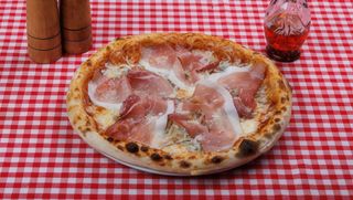 Pizza Speck & gorgonzola