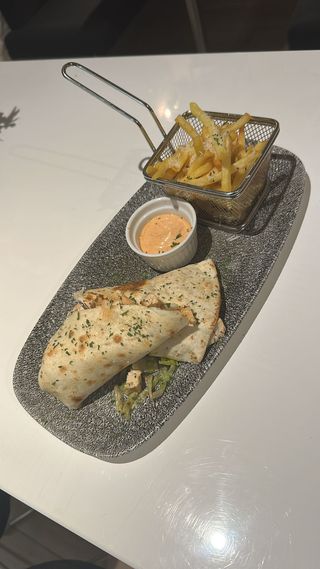 Tortilla s piletinom