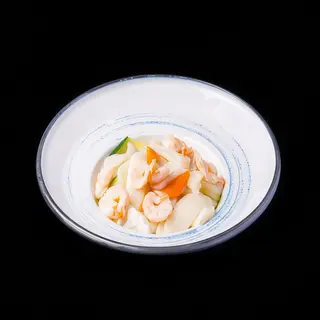 136.  Gnocchi di riso con gamberi e verdure