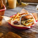 Chicken burger 550 g/Пилешки бургер (550г)+КАМЕНИЦА