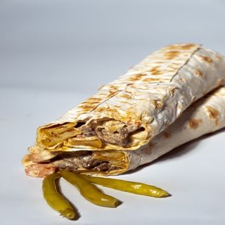  Максимум донер в белом лаваше с говядиной