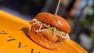 Crispy shrimp BURGER