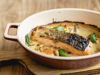 Лосось у віденському соусі (250г)