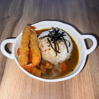 Arroz con curry y ebi
