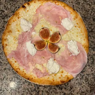 MENÙ SPECIALITÀ " PIZZA IL FALCO NERO"
